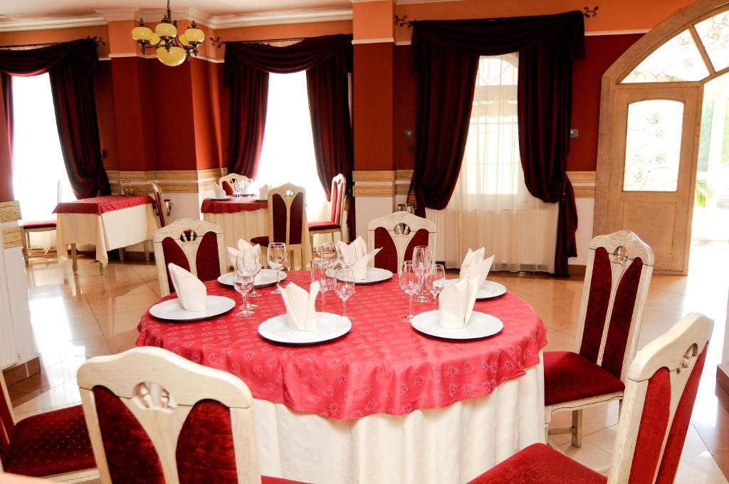 Pension La Cupola Târgu-Mureş エクステリア 写真